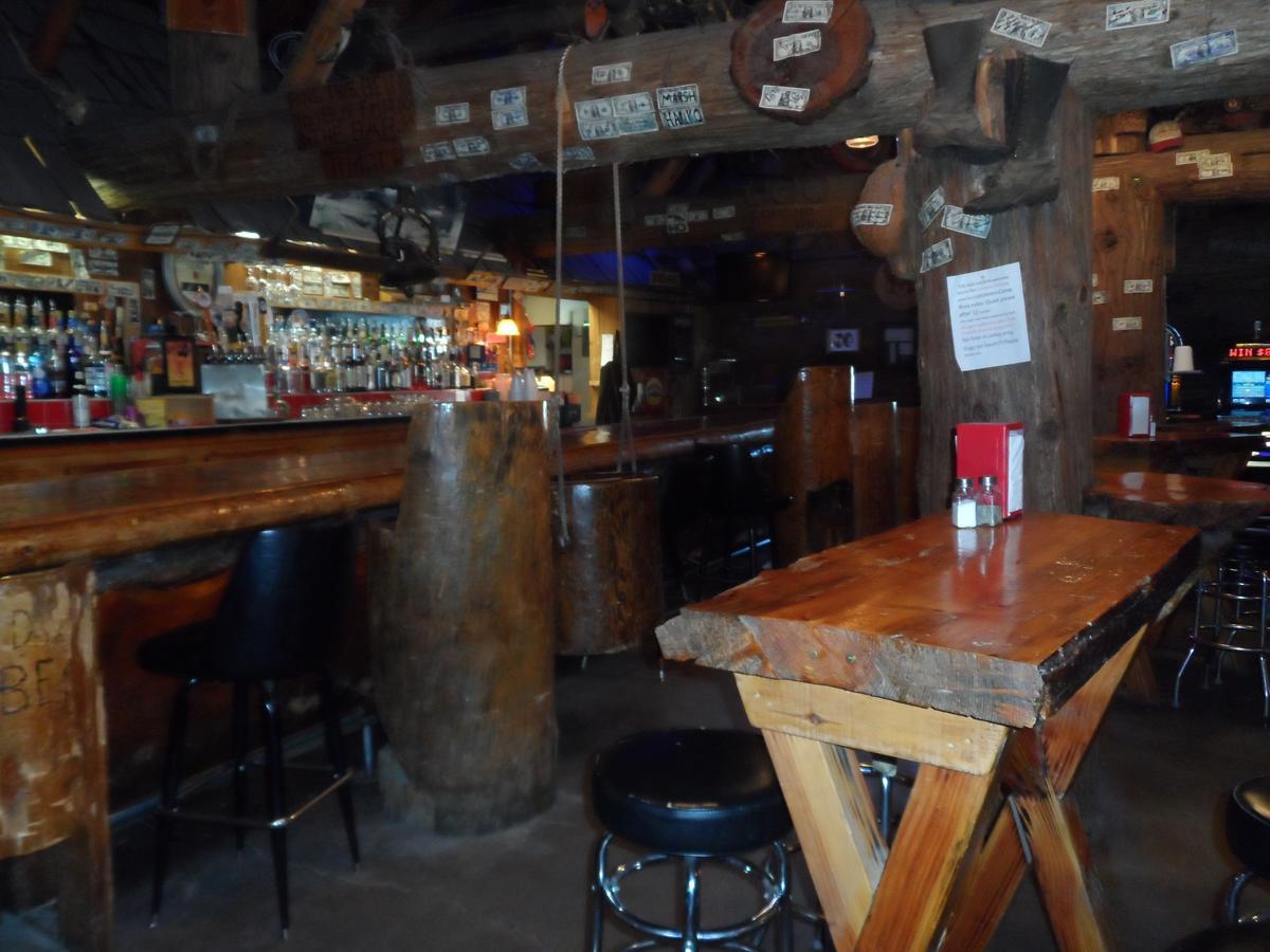 The Jack Saloon Motel Lolo Zewnętrze zdjęcie